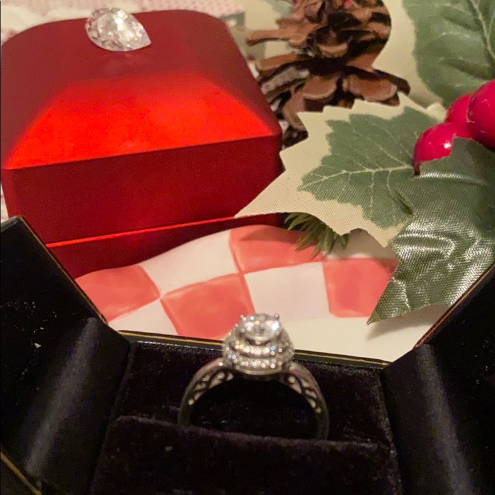 Unique Diamond Ring - image 2